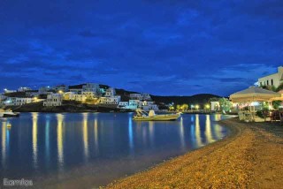 about kythnos porto klaras the Greek island by night