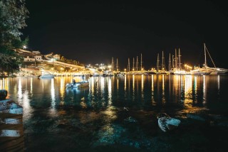 about kythnos porto klaras Loutra village by night