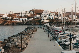 about kythnos porto klaras boats and houses in port Loutra